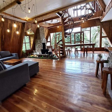 Camiguin Volcano Houses - A-Frame House Mambajao Esterno foto
