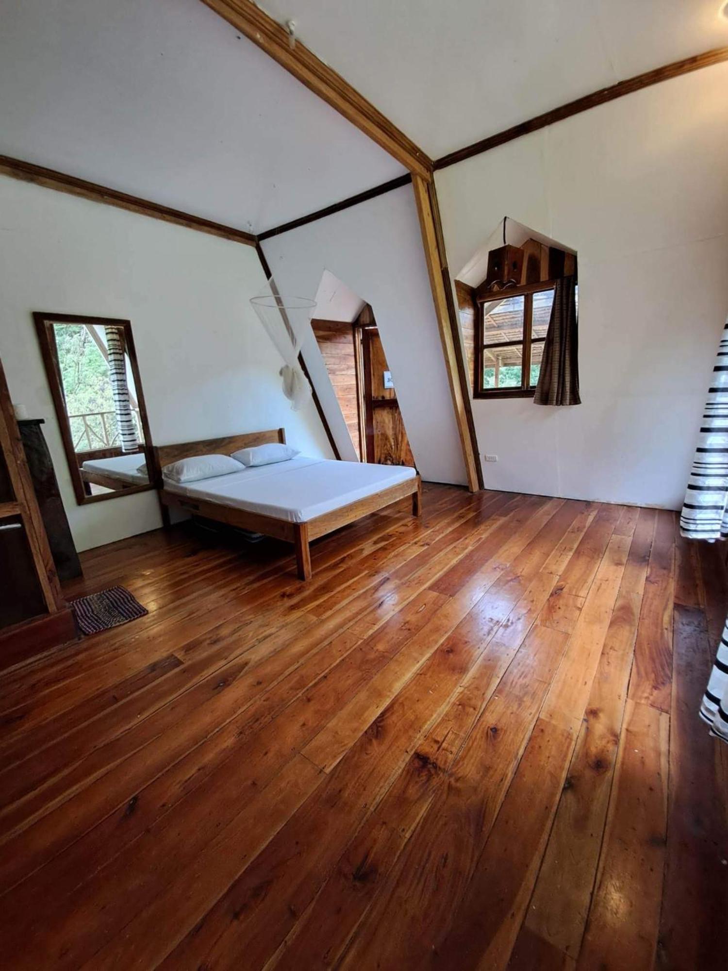 Camiguin Volcano Houses - A-Frame House Mambajao Esterno foto