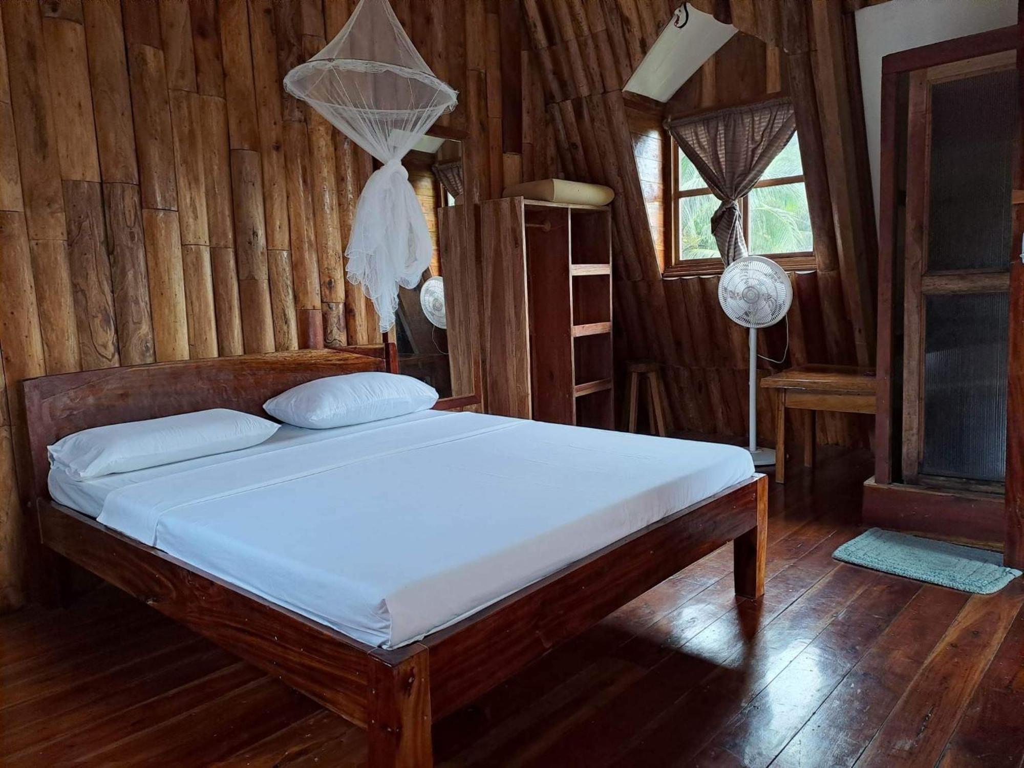 Camiguin Volcano Houses - A-Frame House Mambajao Esterno foto