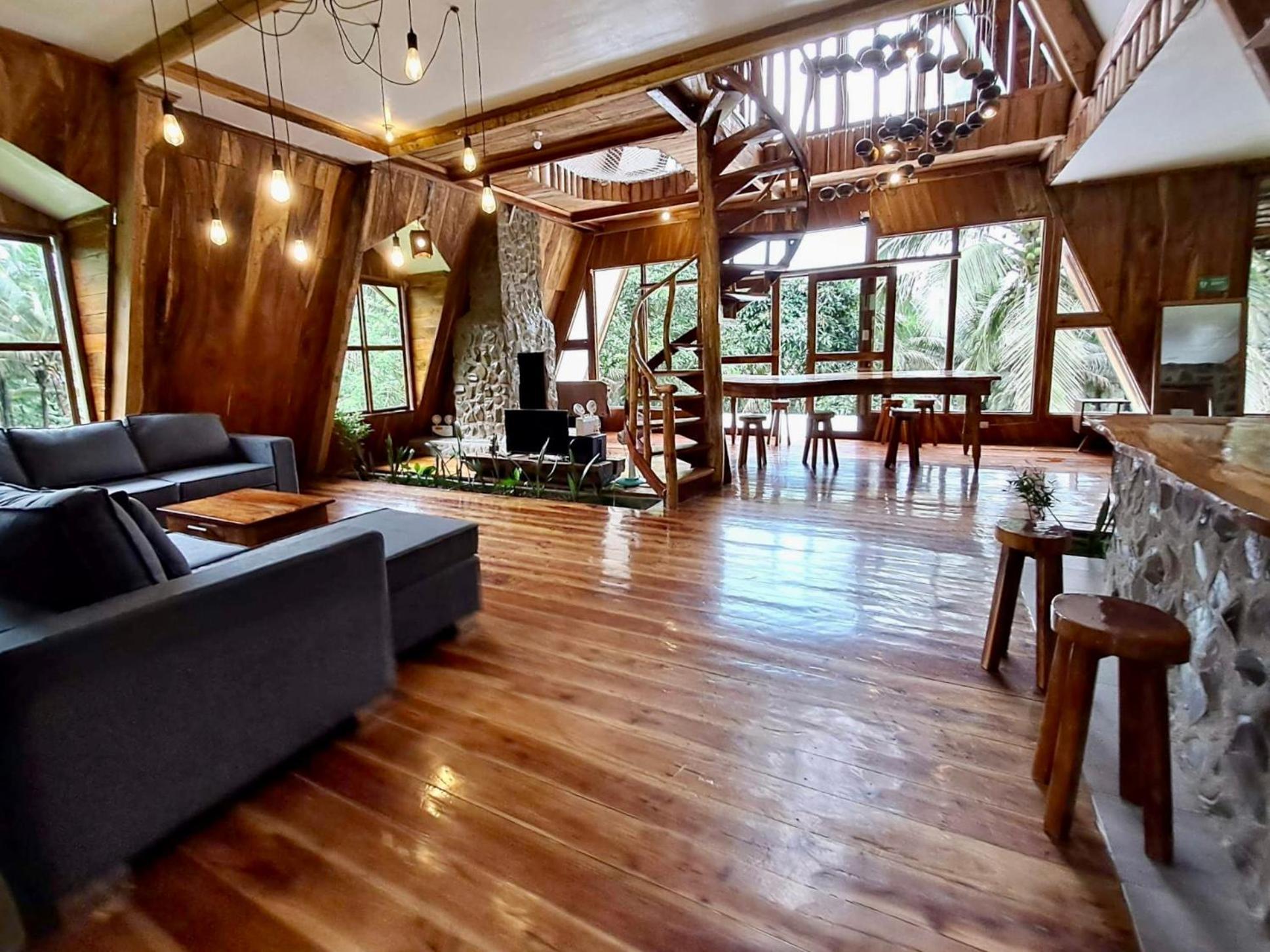 Camiguin Volcano Houses - A-Frame House Mambajao Esterno foto