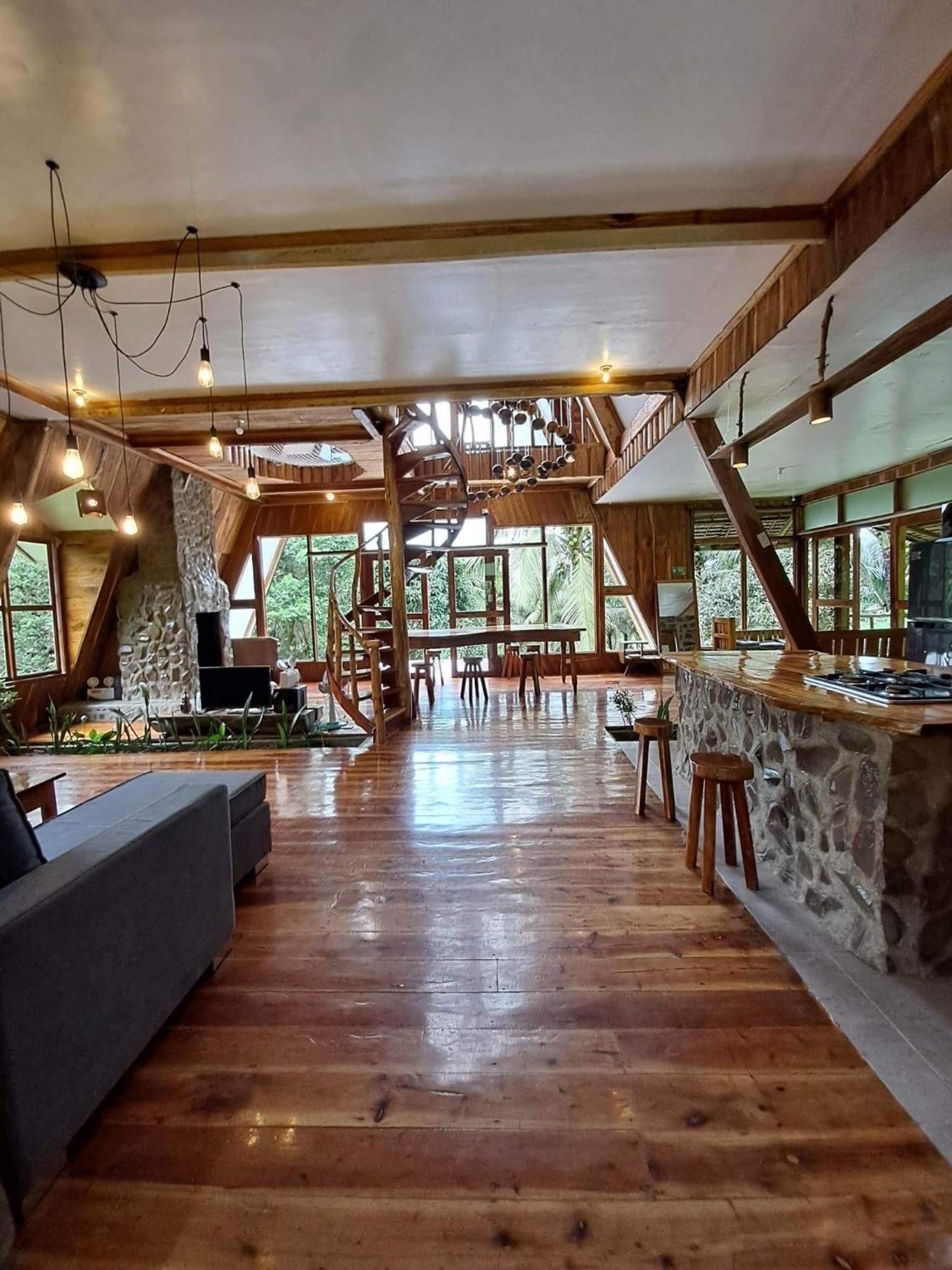 Camiguin Volcano Houses - A-Frame House Mambajao Esterno foto