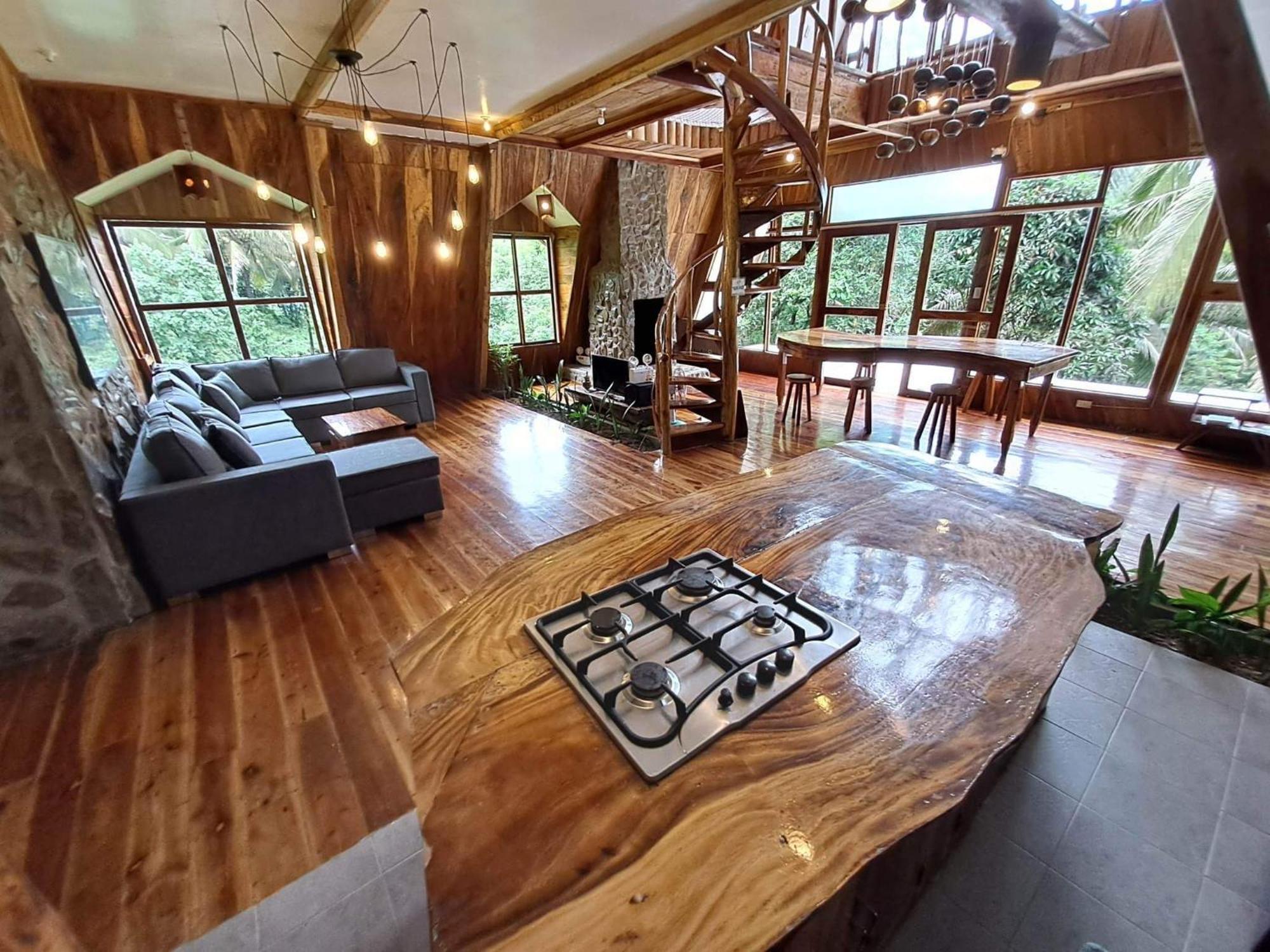 Camiguin Volcano Houses - A-Frame House Mambajao Esterno foto